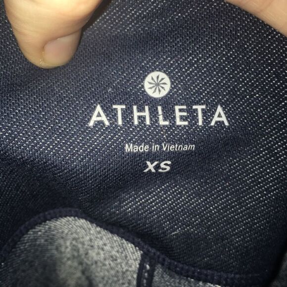 Athleta XS Jean looking workout leggings - Picture 2 of 3